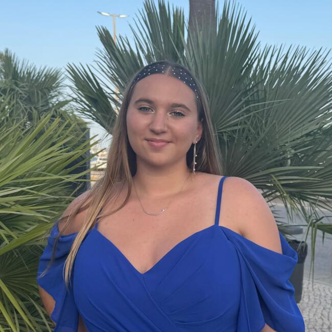 Babysitter in Vila Real de Santo António: Rita