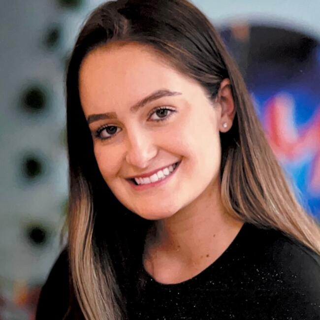 Babysitter in Florianópolis: Amanda