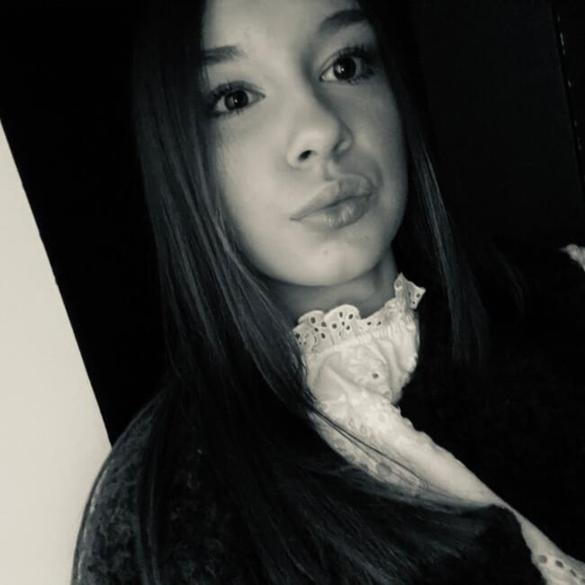 Babysitter in Moncé-en-Belin: Maeva