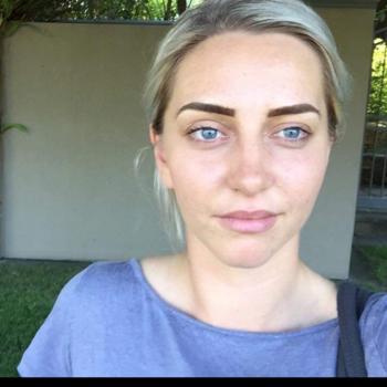 Babysitter in Adelaide: Lauren