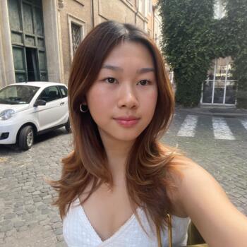 Babysitter in Singapore Island: Gwyneth