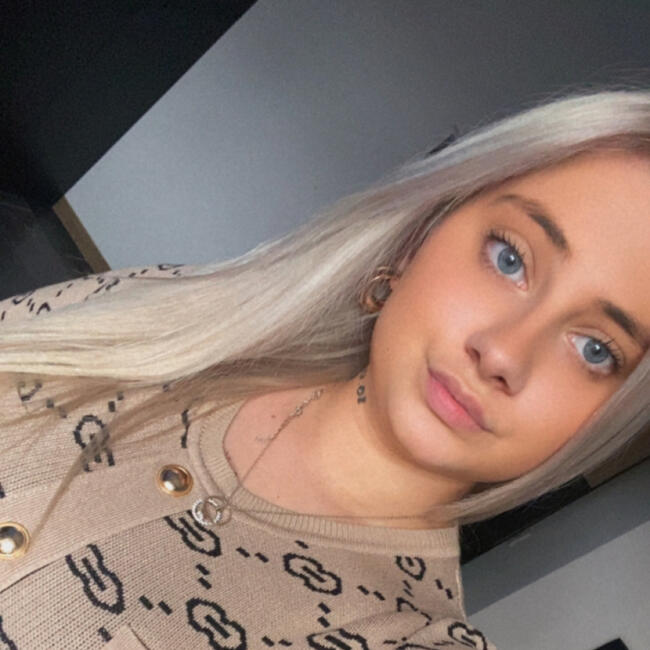 Babysitter in Colfontaine: Manon