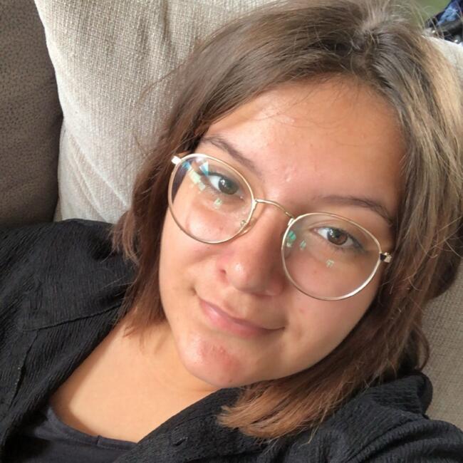 Babysitter in Cauville-sur-Mer: Louna