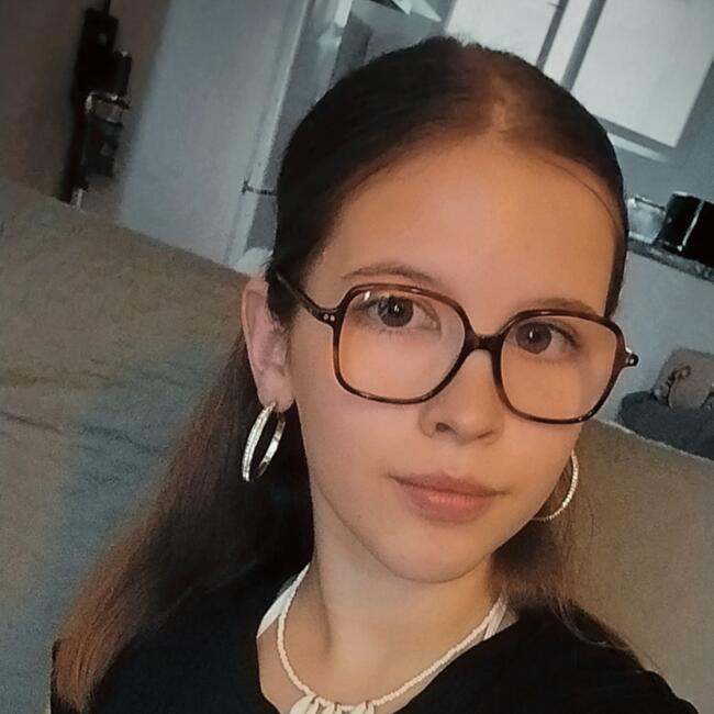 Babysitter in Revel: Lili-reine