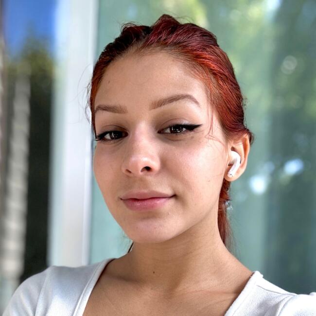 Baby-sitter in Pointe-aux-Trembles: Dhayana