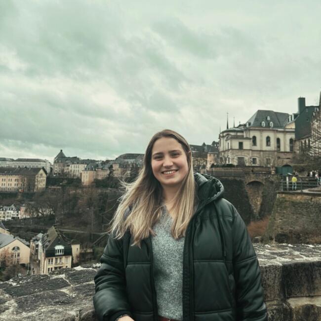 Babysitter in Penafiel: Luciana