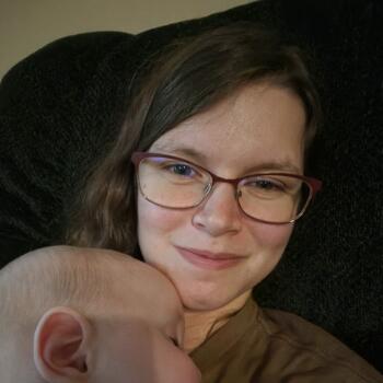 Babysitting job in Fort Novosel: babysitting job Veronica