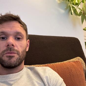 Parent Villeurbanne: Augustin