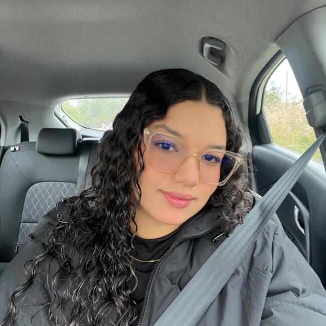 Babysitter a Siracusa: Camila