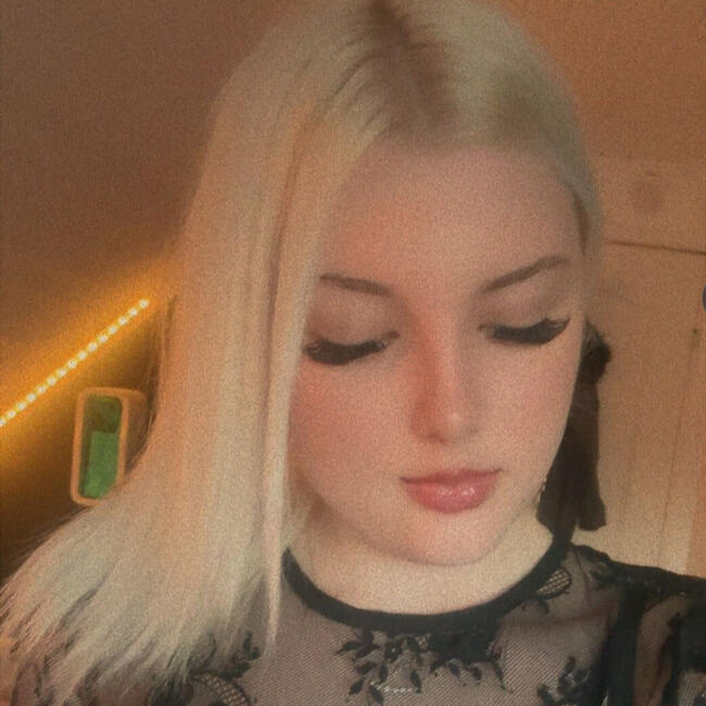 Babysitter in Malmo: Elin