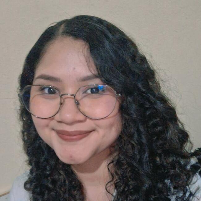 Babysitter in Heredia: Ashly