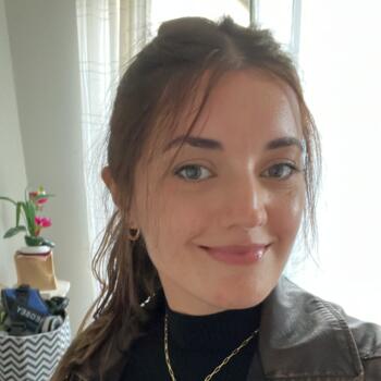 Babysitter in Blackrock: Maria Fernanda