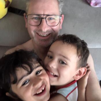 Babysitting job in Budapest: babysitting job Sebastien