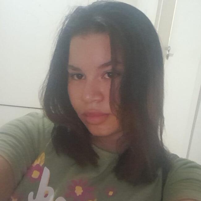 Babysitter in Marituba: Patrcia