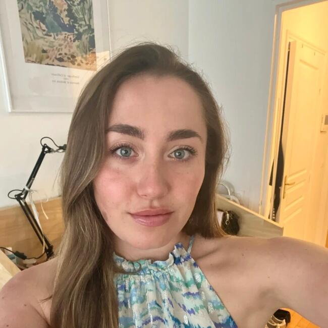 Babysitter in Larringes: Margaux