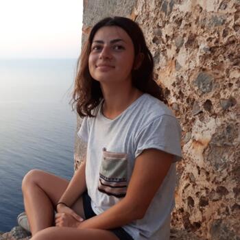 Baby-sitter in Villeurbanne: Garance