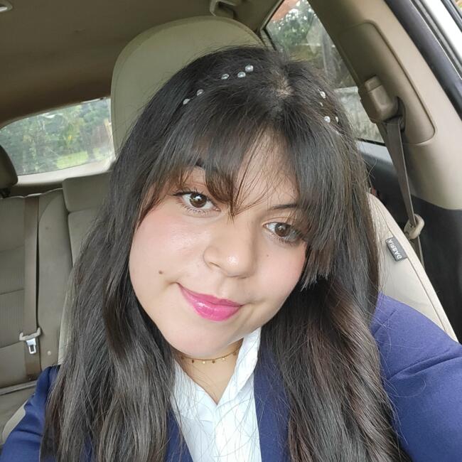 Babysitter in Puerto Cortez: Daniela Isabell Gámez Pineda