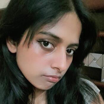 फरीदाबाद में बेबीसिटर: Sonali