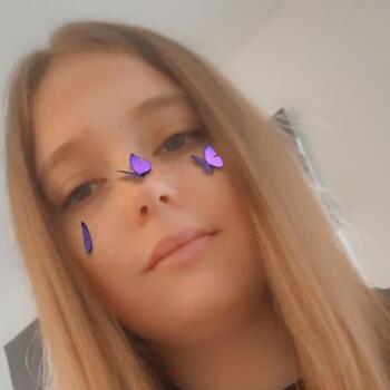 Babysitter in Lanaken: Jana