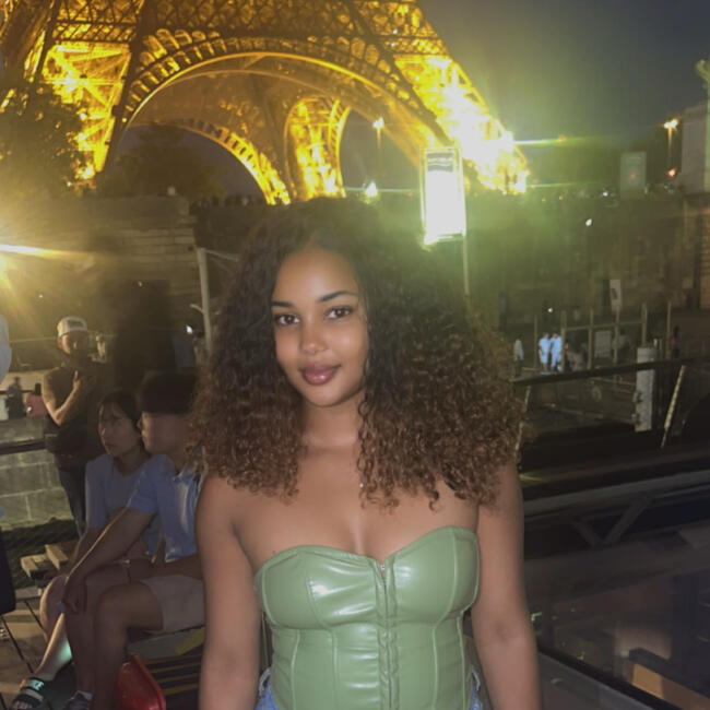 Babysitter in Mem Martins: Juceila