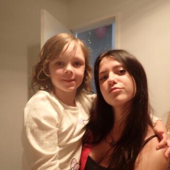 Babysitter in Geelong: Naomi