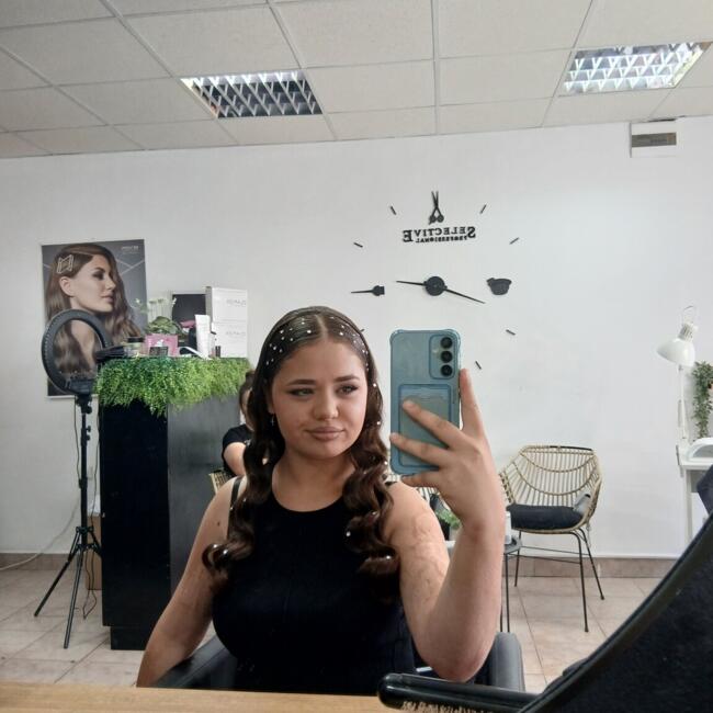 Bebisiterka u Обреновац: Kristina