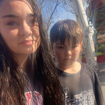 Δουλειά για babysitter στην περιοχή Σαντιάγο: δουλειά φύλαξης παιδιών Natalia