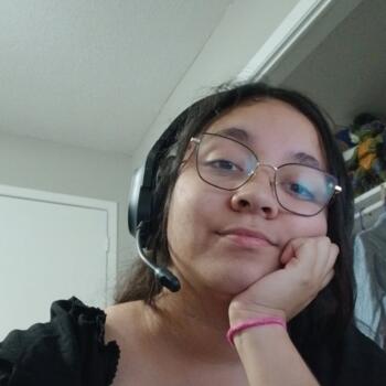 Babysitting job in Euless: babysitting job Alexia