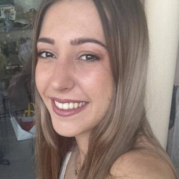 Babysitter in Saint-Laurent-du-Var: Elise