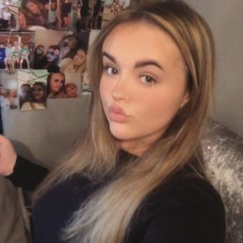 Babysitter in Stockport: Samantha