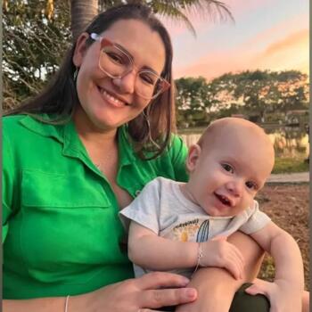 Babysitter in Goiânia: Flívia
