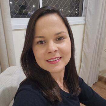Babysitter Barueri: DINEIA