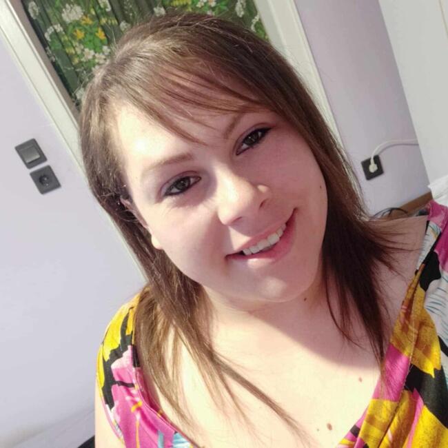 Babysitter in Mezőhék: Mercédesz