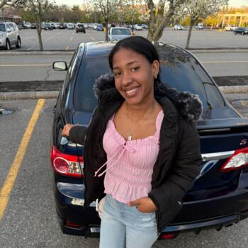 Babysitter in Lowell: Adrihany