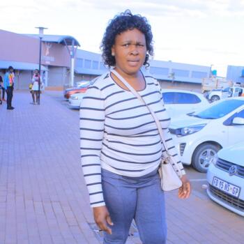 Nanny in Soweto: Tinyiko 