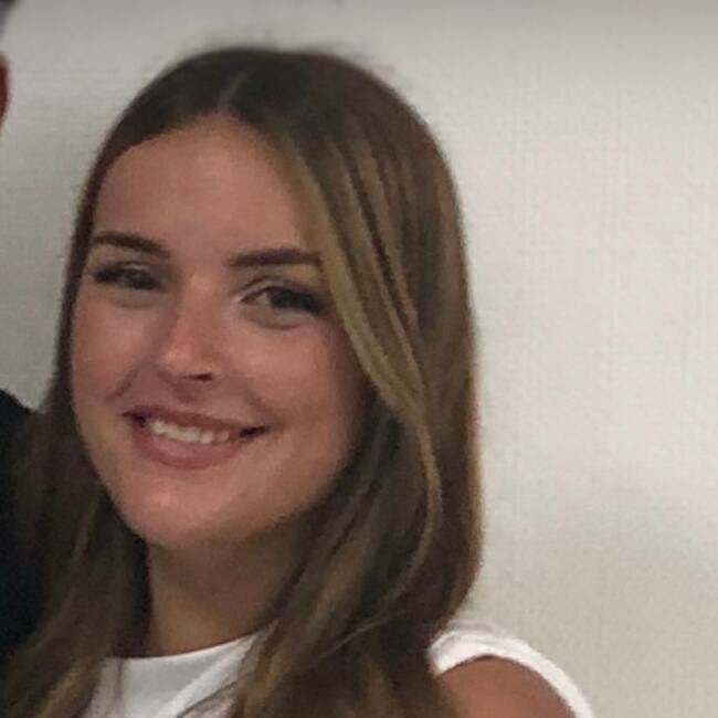 Babysitter in Tours: Lou