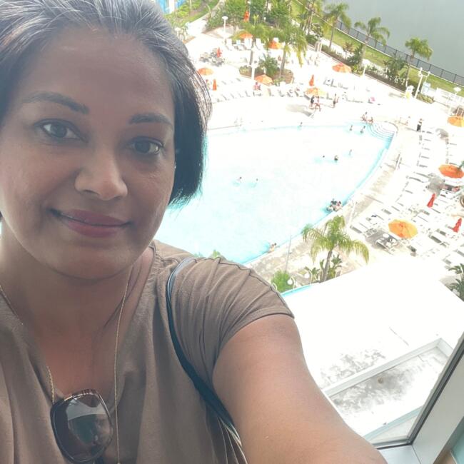 Babysitter in Winter Garden: Mini