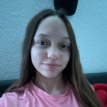 Baby-sitter in Givisiez: Keyla Angélina