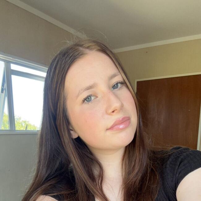 Babysitter in Tauranga: Cassie