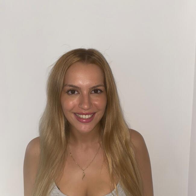 Babysitter in Sandhurst: Sofia