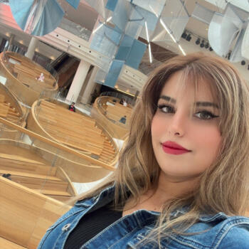 Baby-sitter New Westminster: Nour