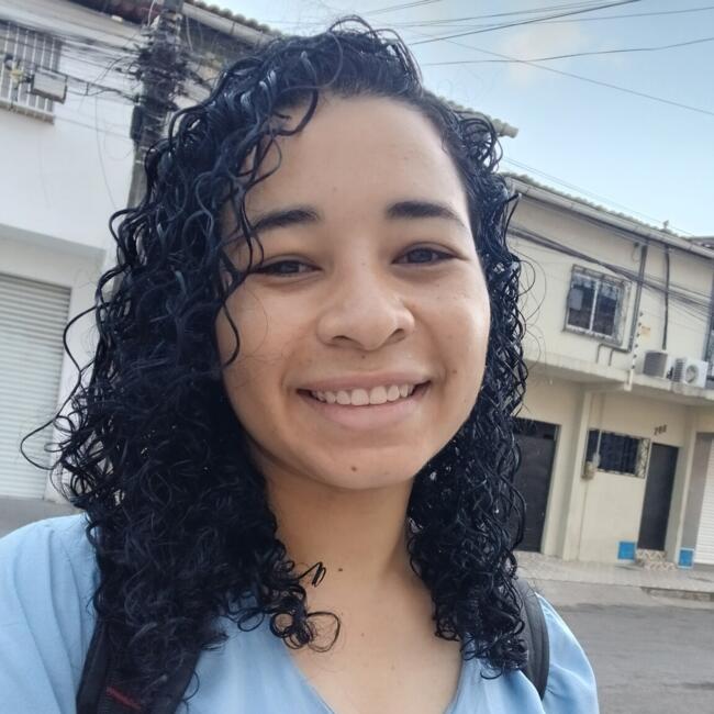 Babysitter in Fortaleza: Talita