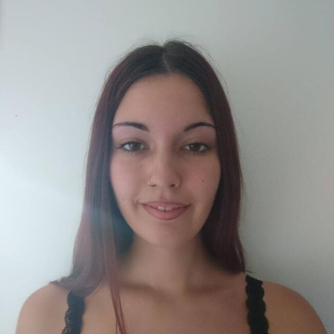 Babysitter in Valencina de la Concepción: Claudia