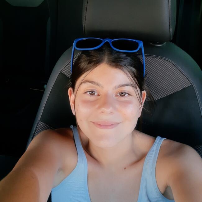 Babysitter in Albufeira: Carolina