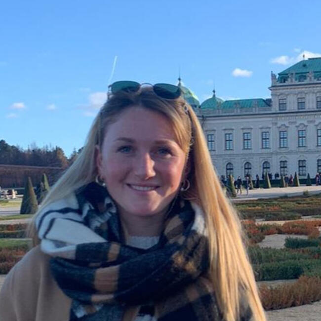 Babysitter in Sankt Moritz: Claudia