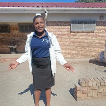 Babysitter Port Elizabeth: Sharon Bervely