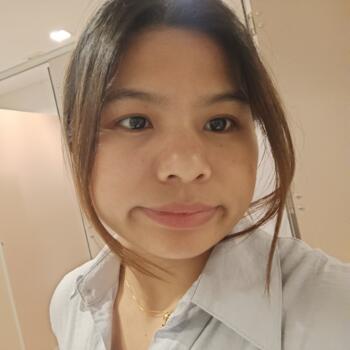 Babysitter in Bangkok: Sophia