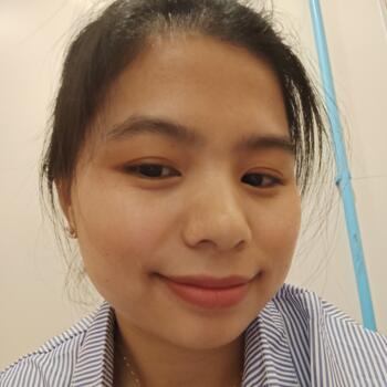 Babysitter in Bangkok: Sophia