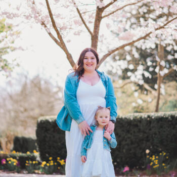 Babysitting job in Vernon: babysitting job Rebecca-Joye