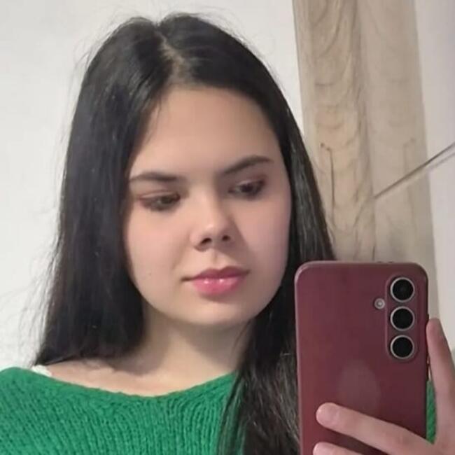 Babysitter in Brasov: Abigail